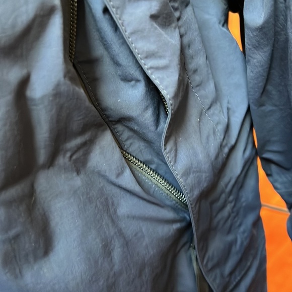 Used North Face Men’s Large Hyvent - Picture 9 of 16